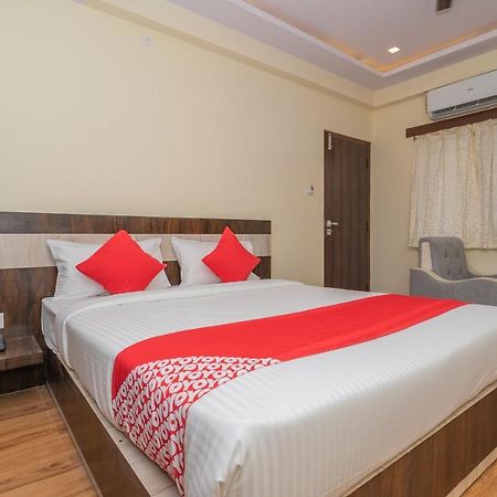 Hotel Oyo 36197 Royal Wood Bengaluru Zewnętrze zdjęcie