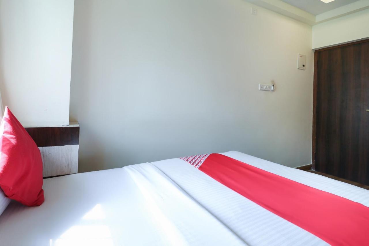 Hotel Oyo 36197 Royal Wood Bengaluru Zewnętrze zdjęcie