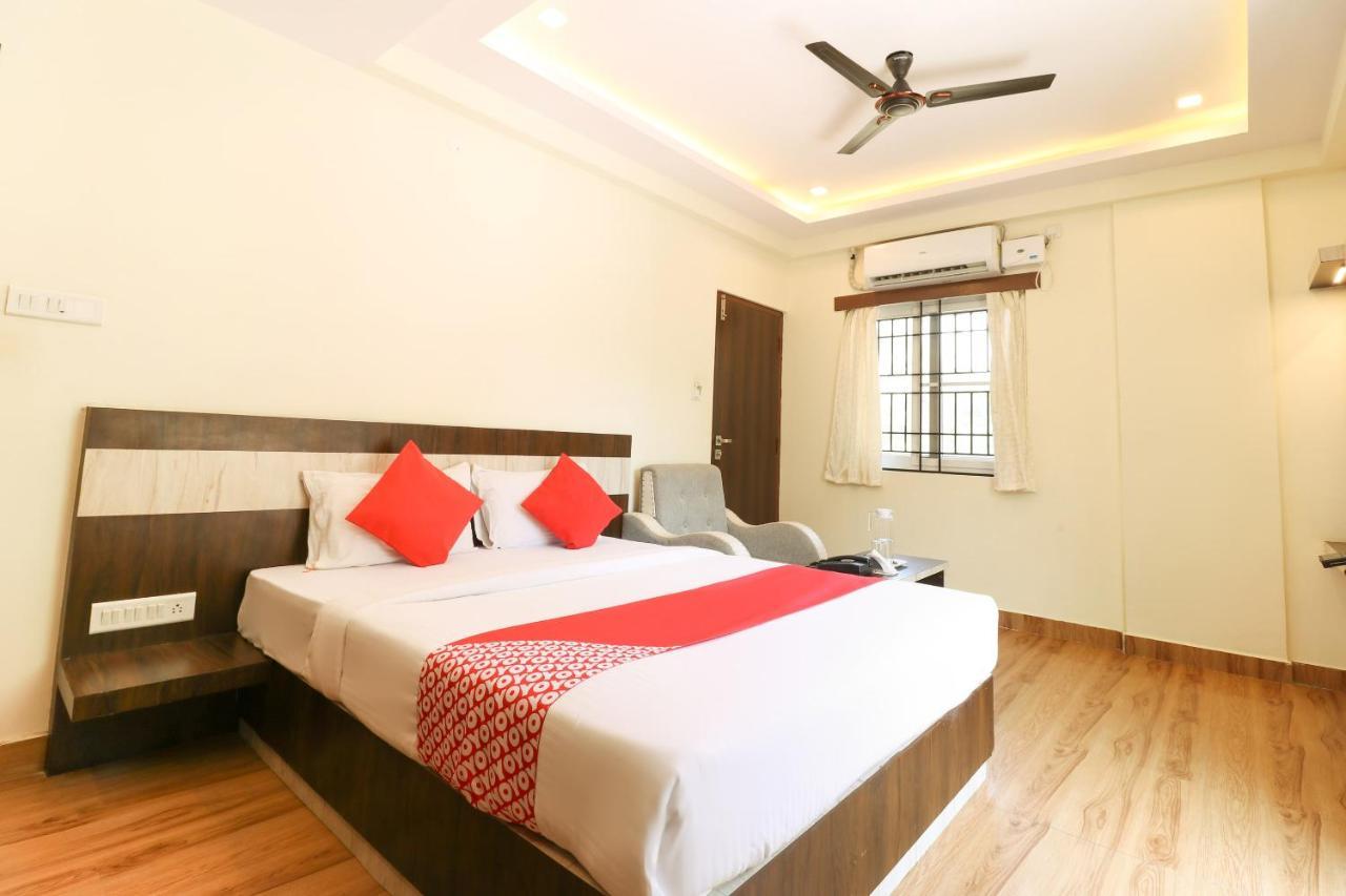 Hotel Oyo 36197 Royal Wood Bengaluru Zewnętrze zdjęcie