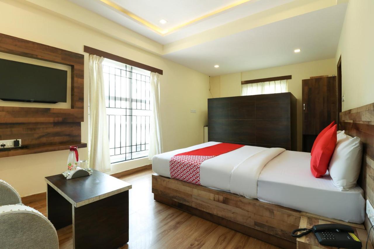Hotel Oyo 36197 Royal Wood Bengaluru Zewnętrze zdjęcie